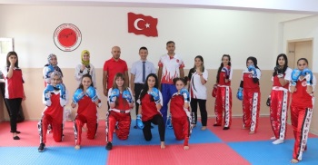 Anadolu Ajansı Myo'da Kick Boks Antrenmanlarına Konuk Oldu